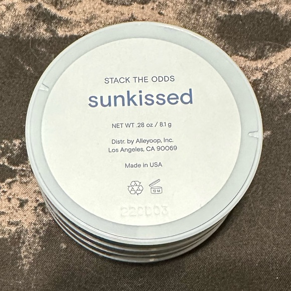 Stack the Odds Multi-Use Face Stacker by Alleyoop - Picture 3 of 4